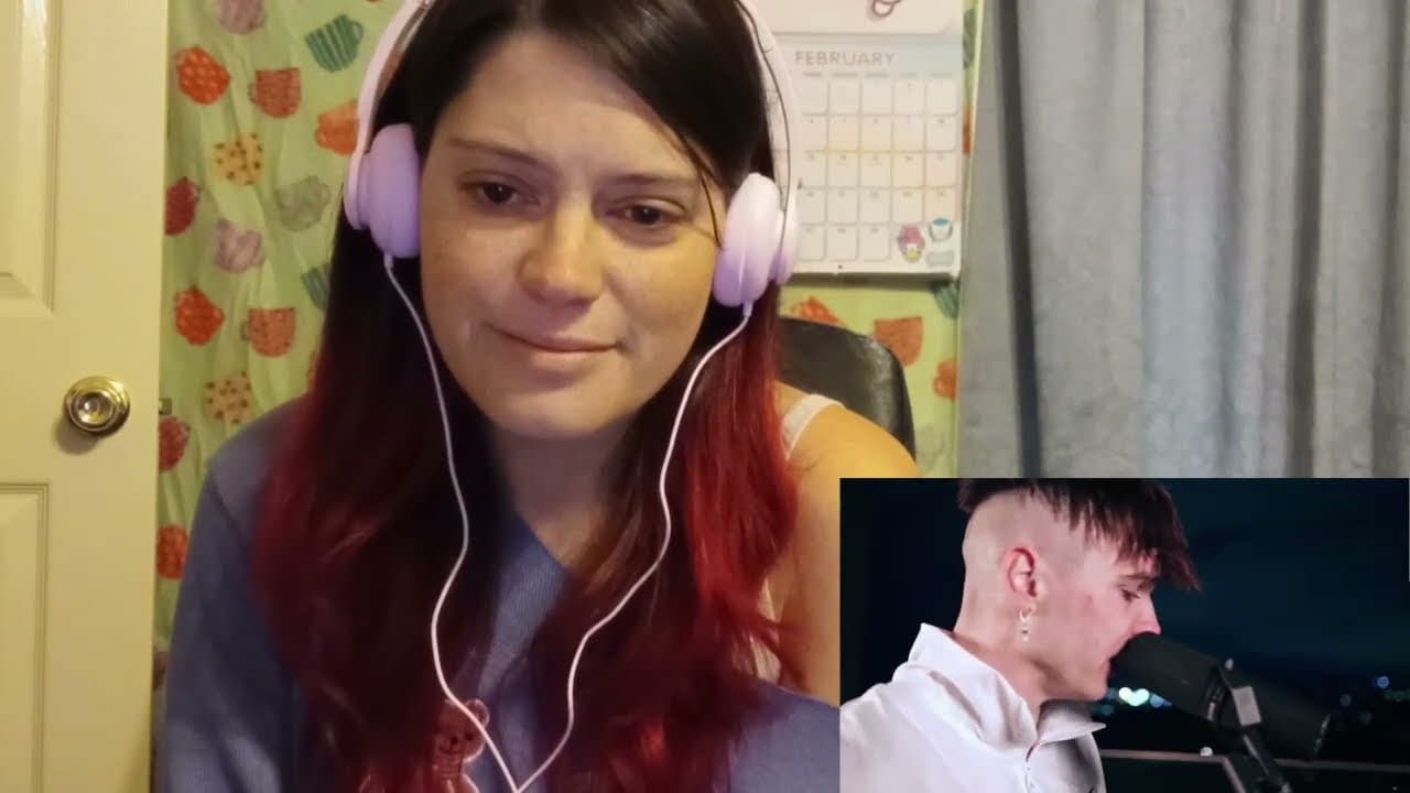 Blind reaction: Ren X Chinchilla - "How to Be Me" LIVE