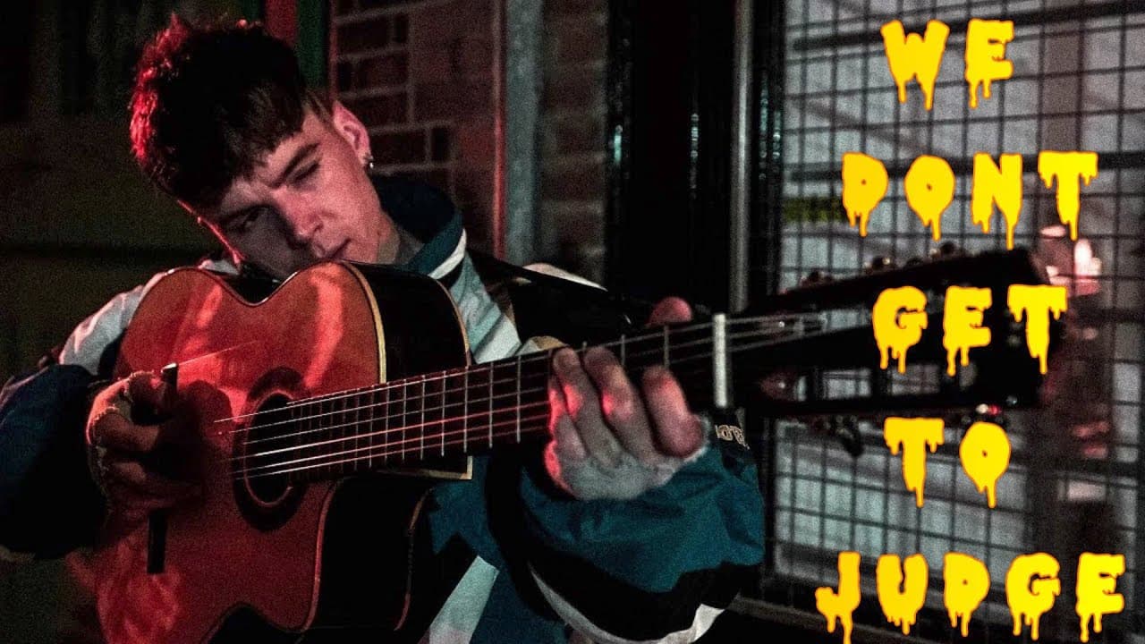 Psychology Lecturer Analyses the Tales of Jenny, Screech and Violet by Ren