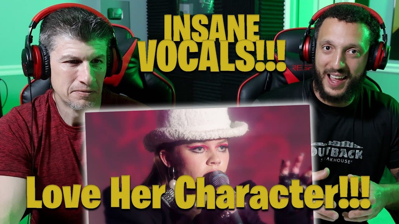 CHINCHILLA - FINGERS REACTION!!!