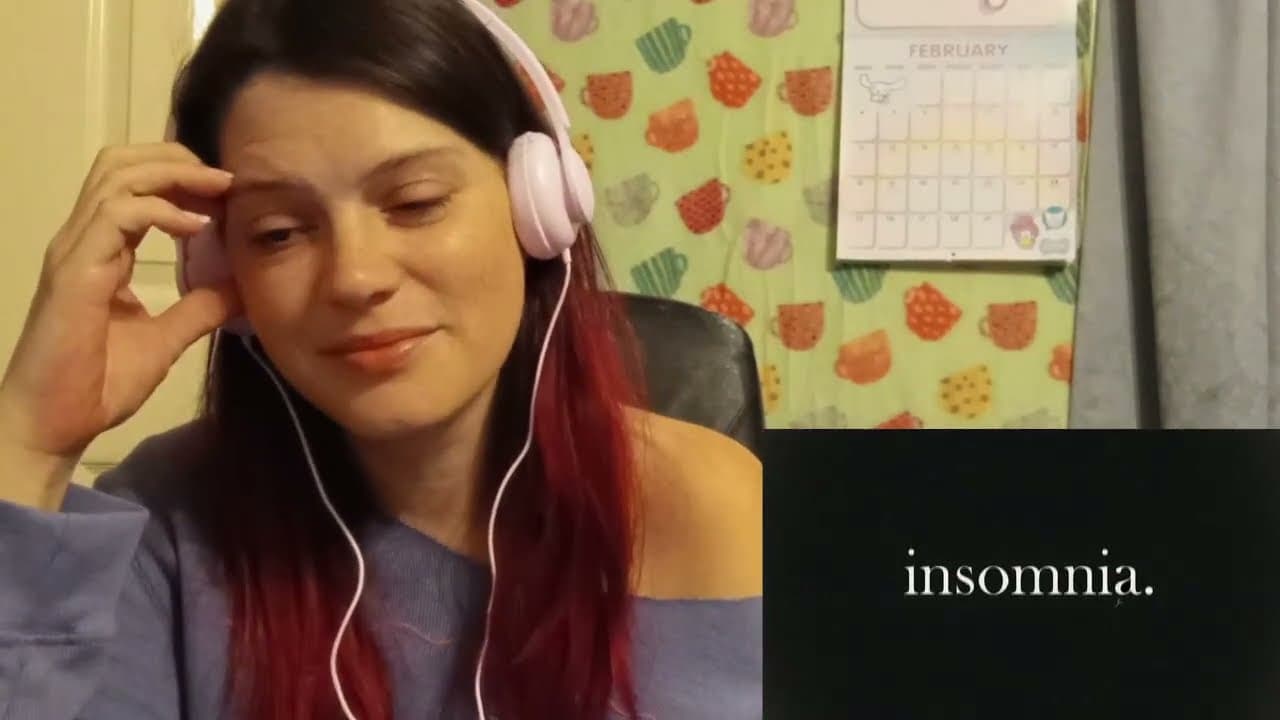 Insomniac reacts to "Insomnia" by Ren