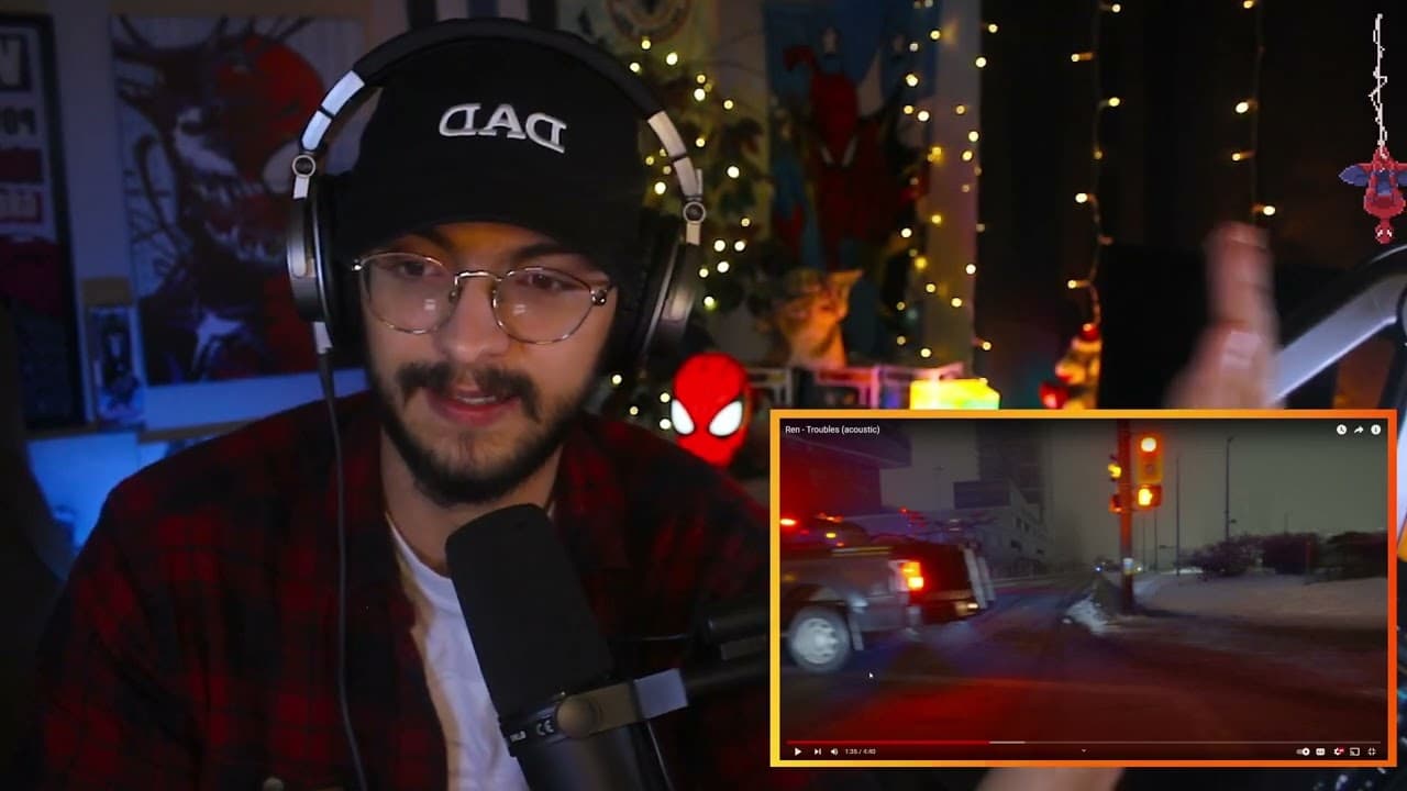 Musician REACTS to Ren - Troubles (acoustic)