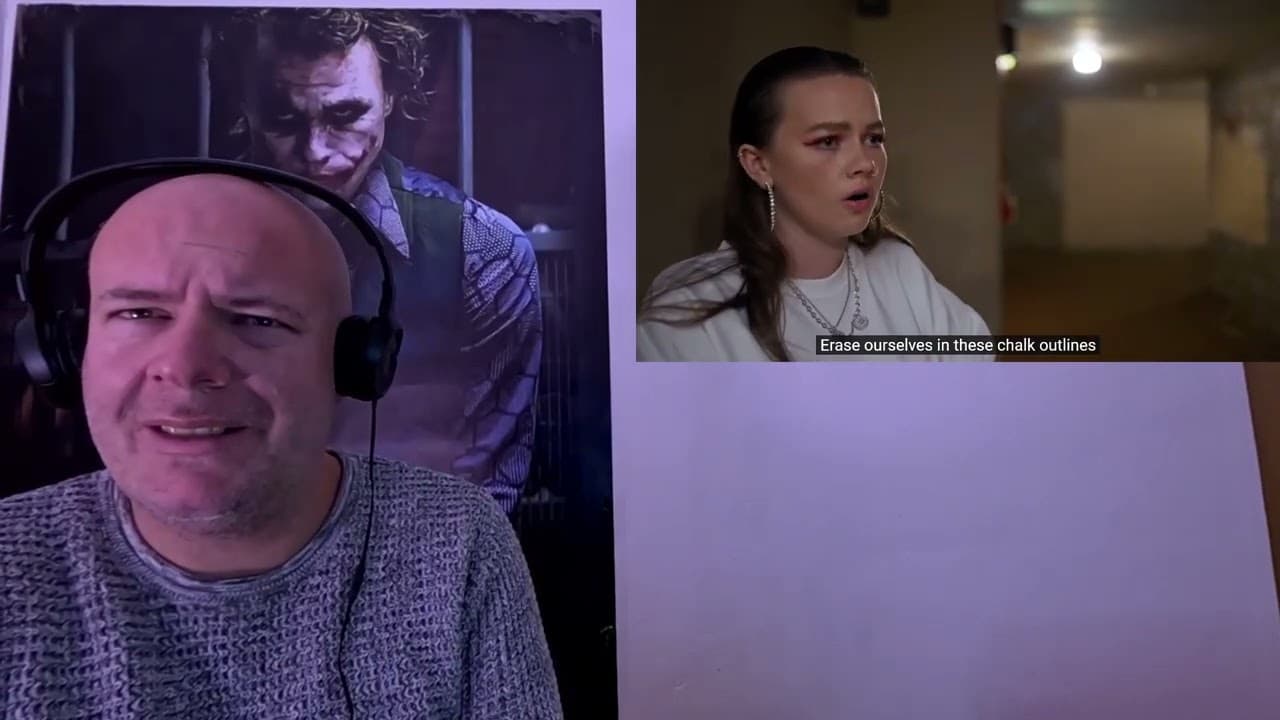 Singer reacts to Ren X Chinchilla - Chalk Outlines (Live)